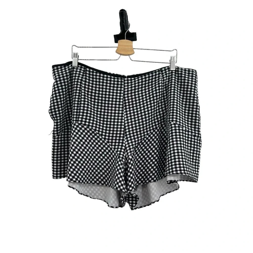 City Chic Black Gingham Check Frill Ruffle Shorts Plus Size 18
